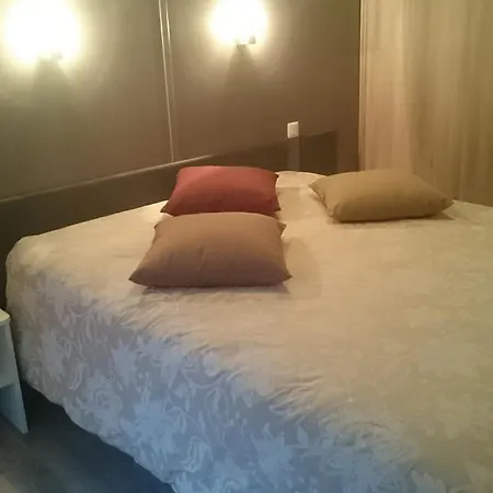 Climatise Pour 6 Personnes - Api-1-52-2406 * Saint-Hilaire-de-Riez