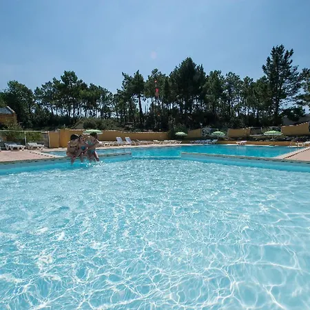 Climatise Pour 6 Personnes - Api-1-52-2406 Saint-Hilaire-de-Riez