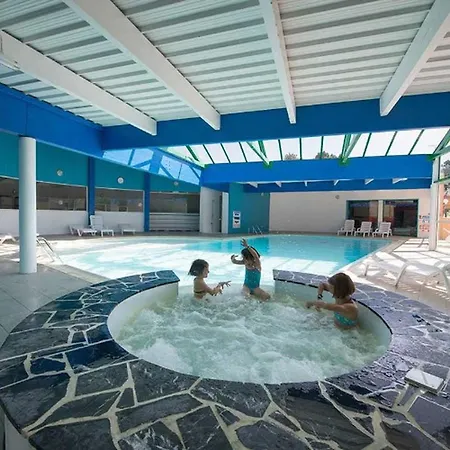 Climatise Pour 6 Personnes - Api-1-52-2406 Kamp alanı *